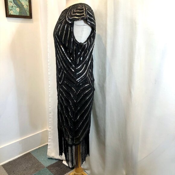Babeyond Beaded and Fringed Black Dress Flapper Style - Picture 2 of 12